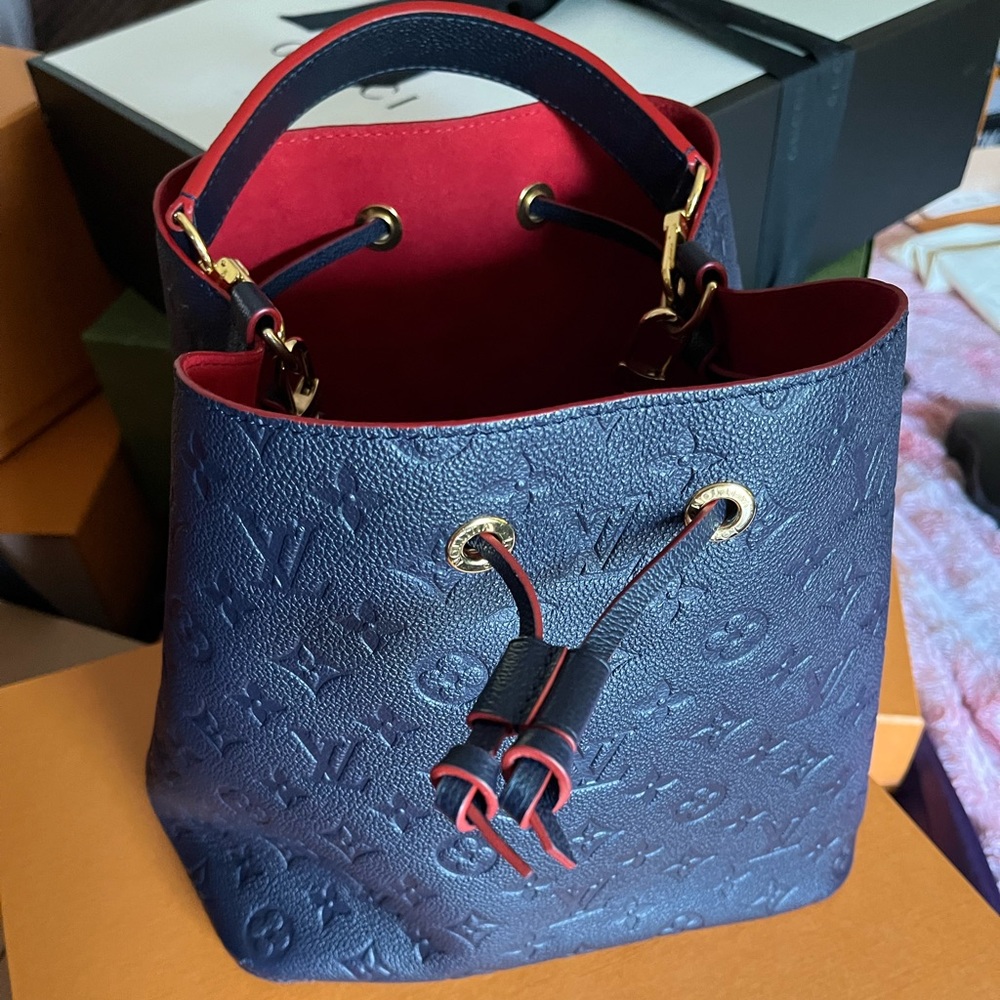 Hand bag - Picture 3 of 6